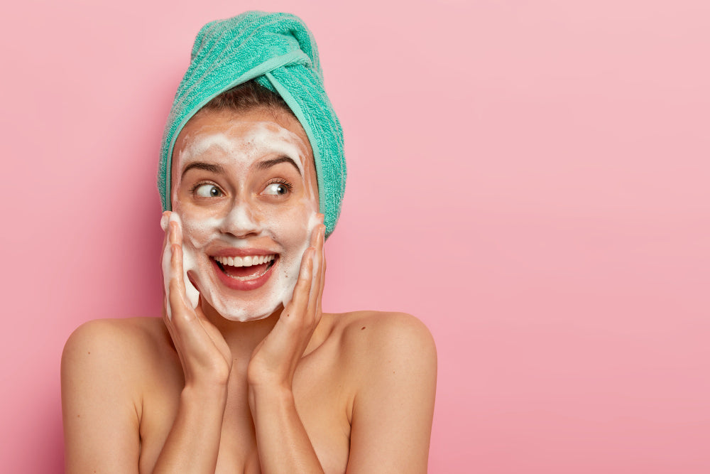 How to Use a Facial Cleanser?