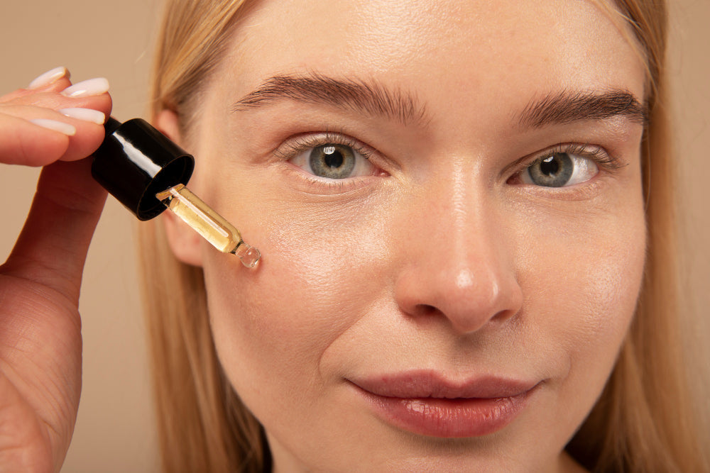 What are Retinoids? The Gold Standard for Ageless Skin